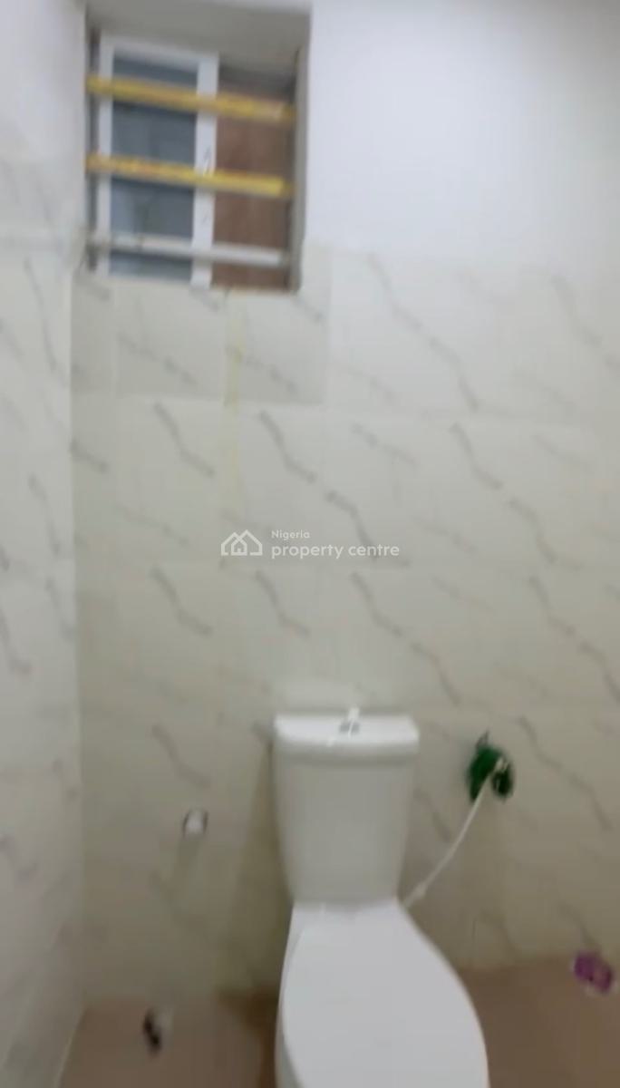 a Standard Spacious Self Contain in a Prime Location, Yaba, Lagos, Self Contain (single Rooms) for Rent