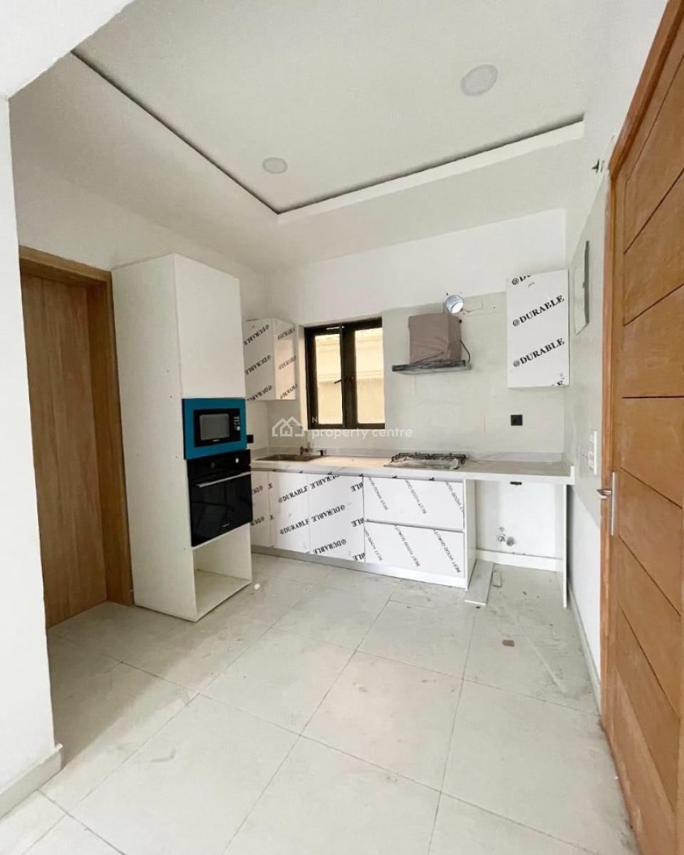 2-bedroom Apartment with Bq, Lekki, Lagos, Flat / Apartment for Rent