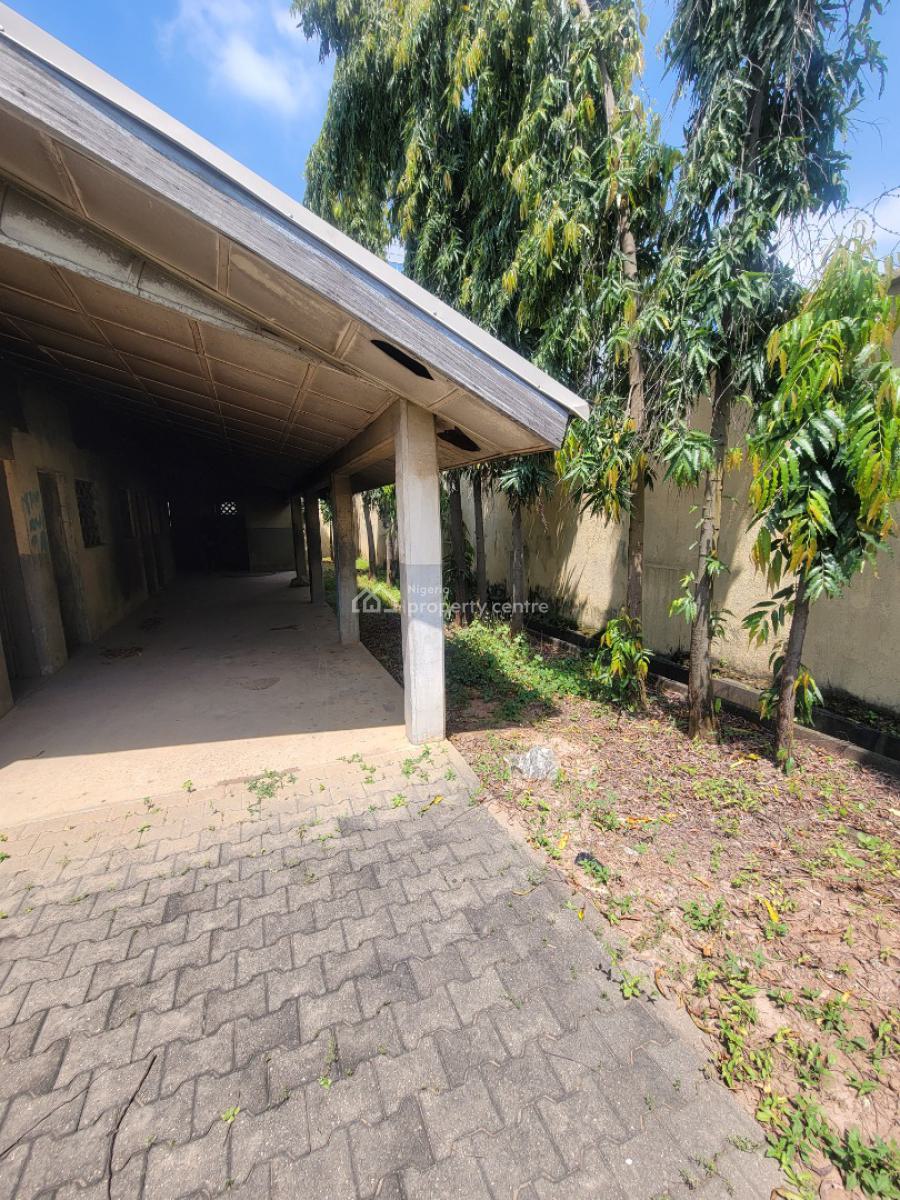 Massive 6 Bedroom Fully Detached Duplex with 6 Bqs on a 2000sqm Land, Jabi, Abuja, Detached Duplex for Rent