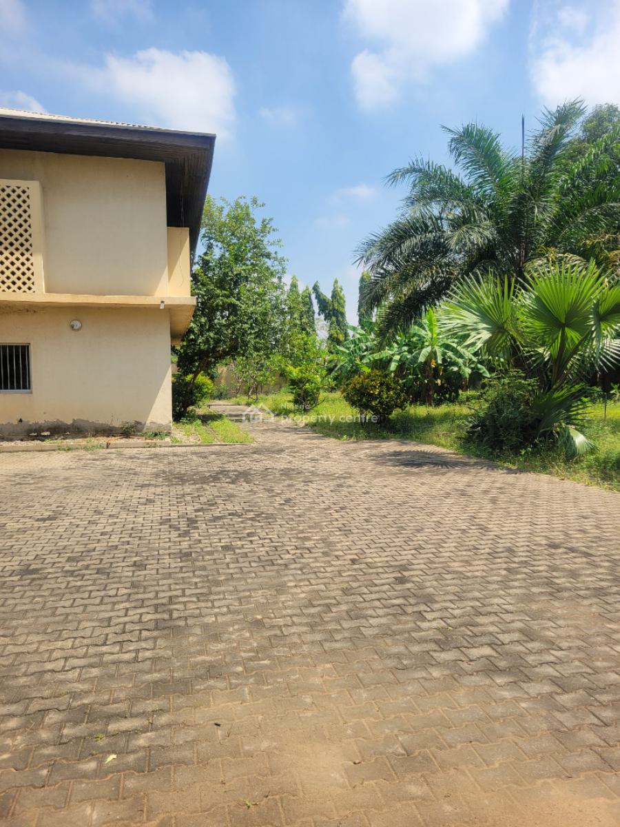 Massive 6 Bedroom Fully Detached Duplex with 6 Bqs on a 2000sqm Land, Jabi, Abuja, Detached Duplex for Rent
