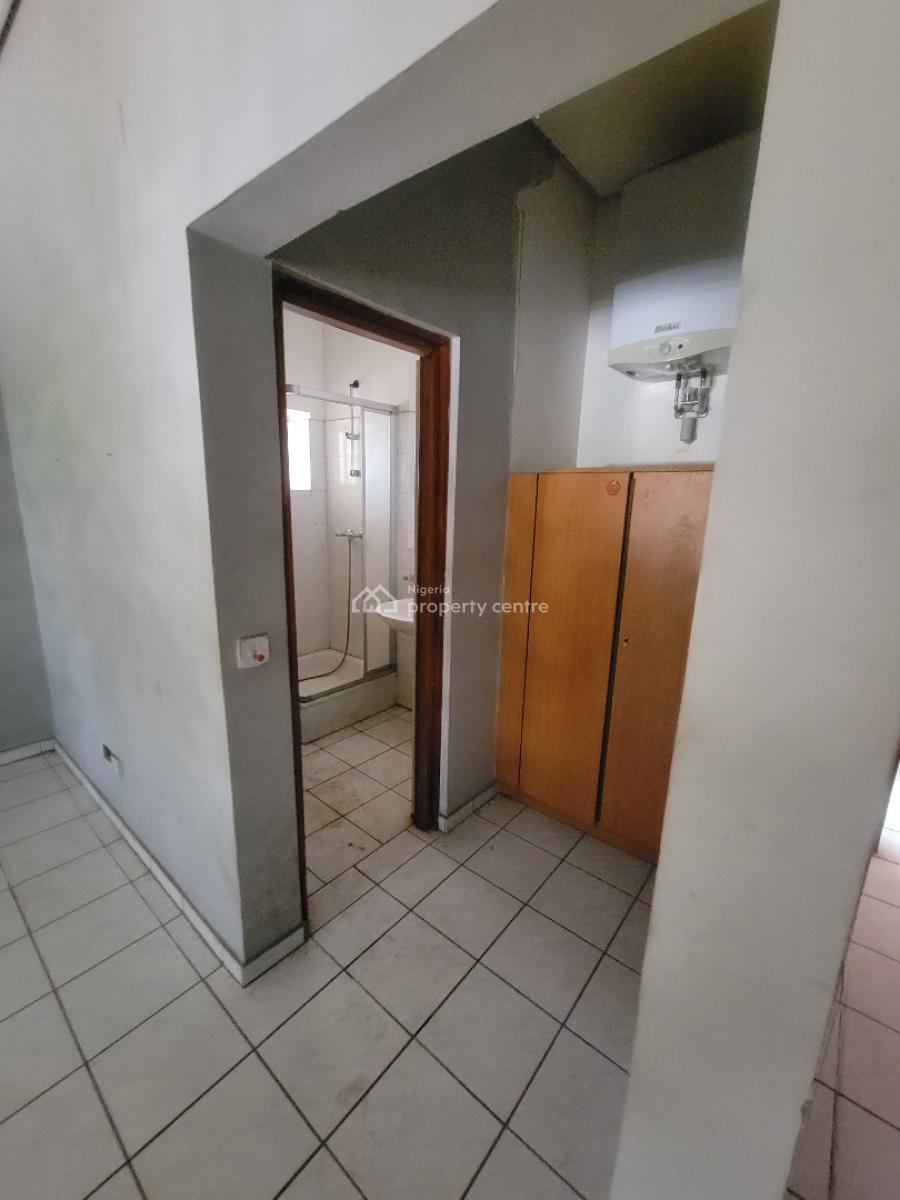 Massive 6 Bedroom Fully Detached Duplex with 6 Bqs on a 2000sqm Land, Jabi, Abuja, Detached Duplex for Rent