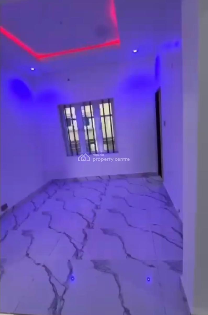 Luxury 3bedroom En-suite Bungalow + 1bedroom Bq, Gwarimpa Extension in an Estate, Gwarinpa, Abuja, Detached Bungalow for Sale