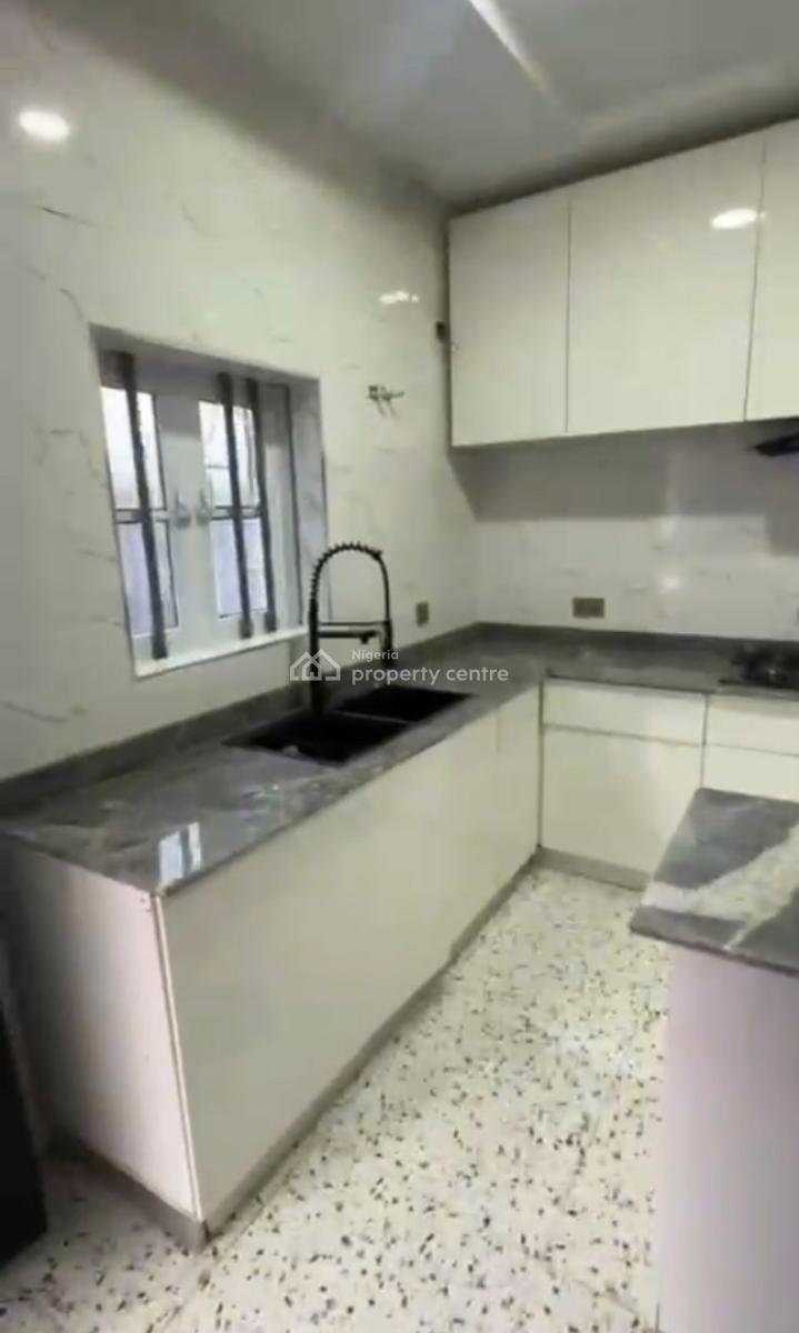 Luxury 3bedroom En-suite Bungalow + 1bedroom Bq, Gwarimpa Extension in an Estate, Gwarinpa, Abuja, Detached Bungalow for Sale