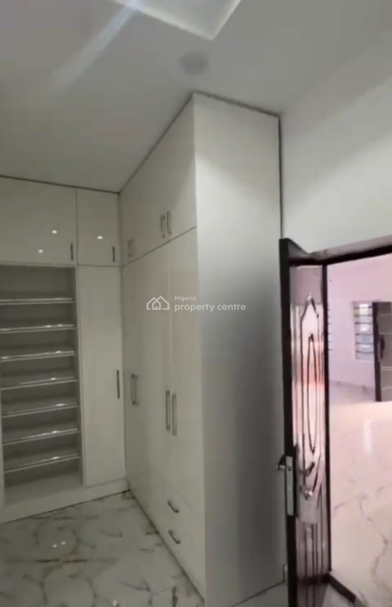 Luxury 3bedroom En-suite Bungalow + 1bedroom Bq, Gwarimpa Extension in an Estate, Gwarinpa, Abuja, Detached Bungalow for Sale