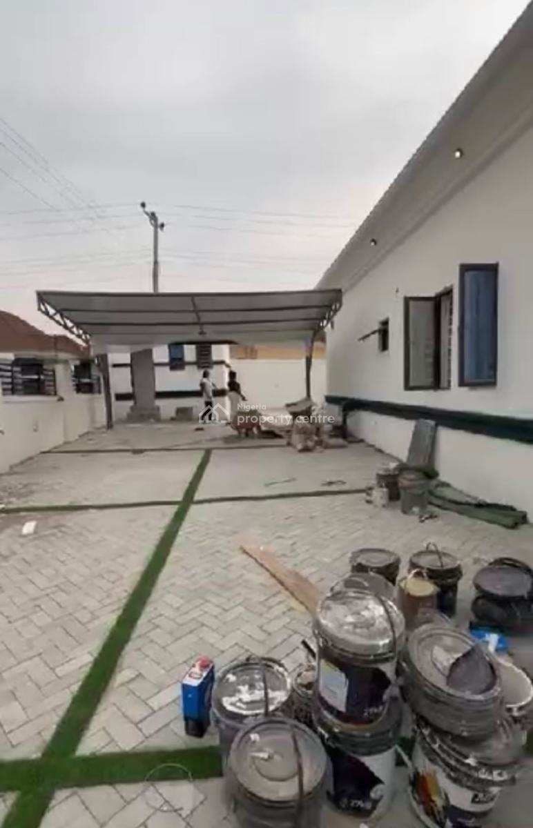 Luxurious New 4bedroom En-suite Bungalow +2units Bq, Gwarimpa Extension in an Estate, Gwarinpa, Abuja, Detached Bungalow for Sale