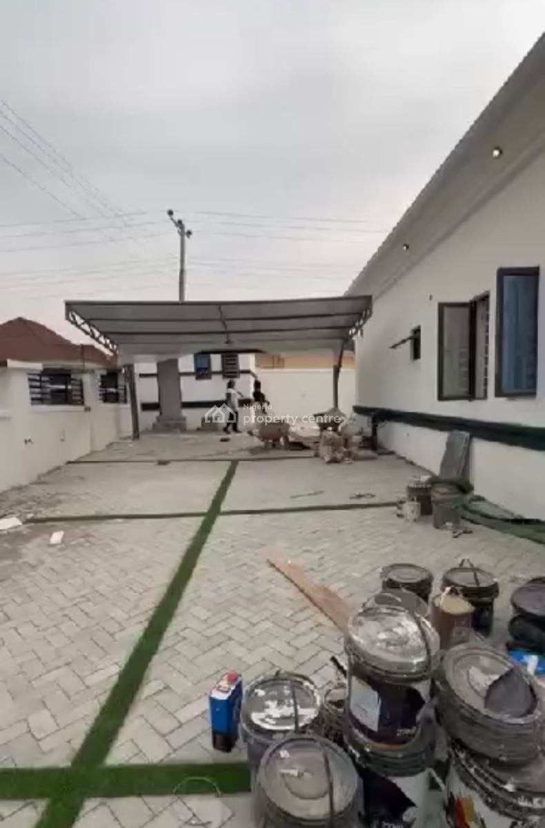 Luxurious New 4bedroom En-suite Bungalow +2units Bq, Gwarimpa Extension in an Estate, Gwarinpa, Abuja, Detached Bungalow for Sale
