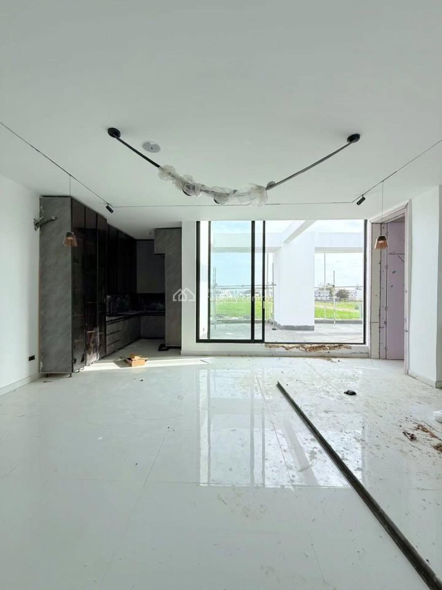 5-bedroom Villa, Osapa, Lekki, Lagos, House for Sale