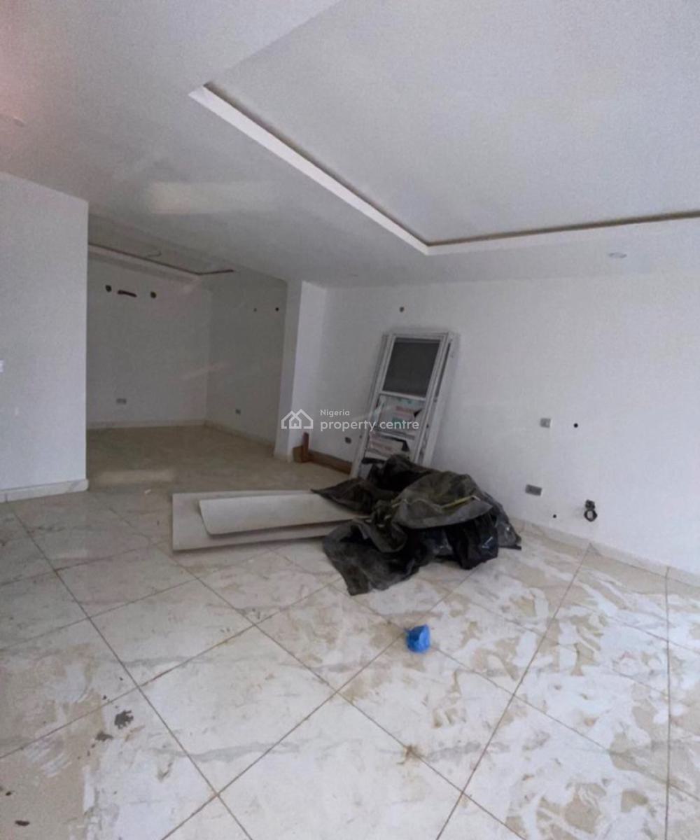 Spacious Shop Office Space, Off 4th Avenue, Gwarinpa, Abuja, Plaza / Complex / Mall for Rent