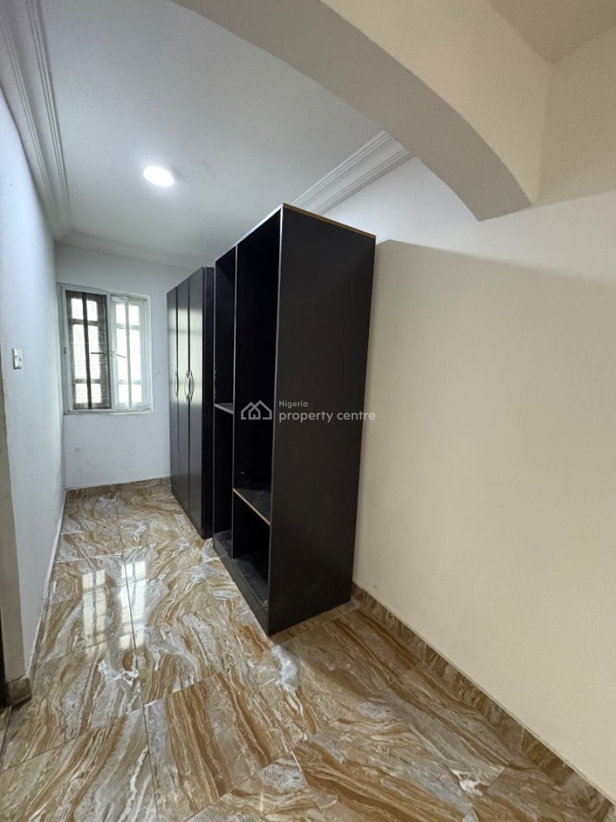 Master Room Shared Apartment with Open Plan Kitchen, Mobil Road Ajah, Ajah, Lagos, House for Rent