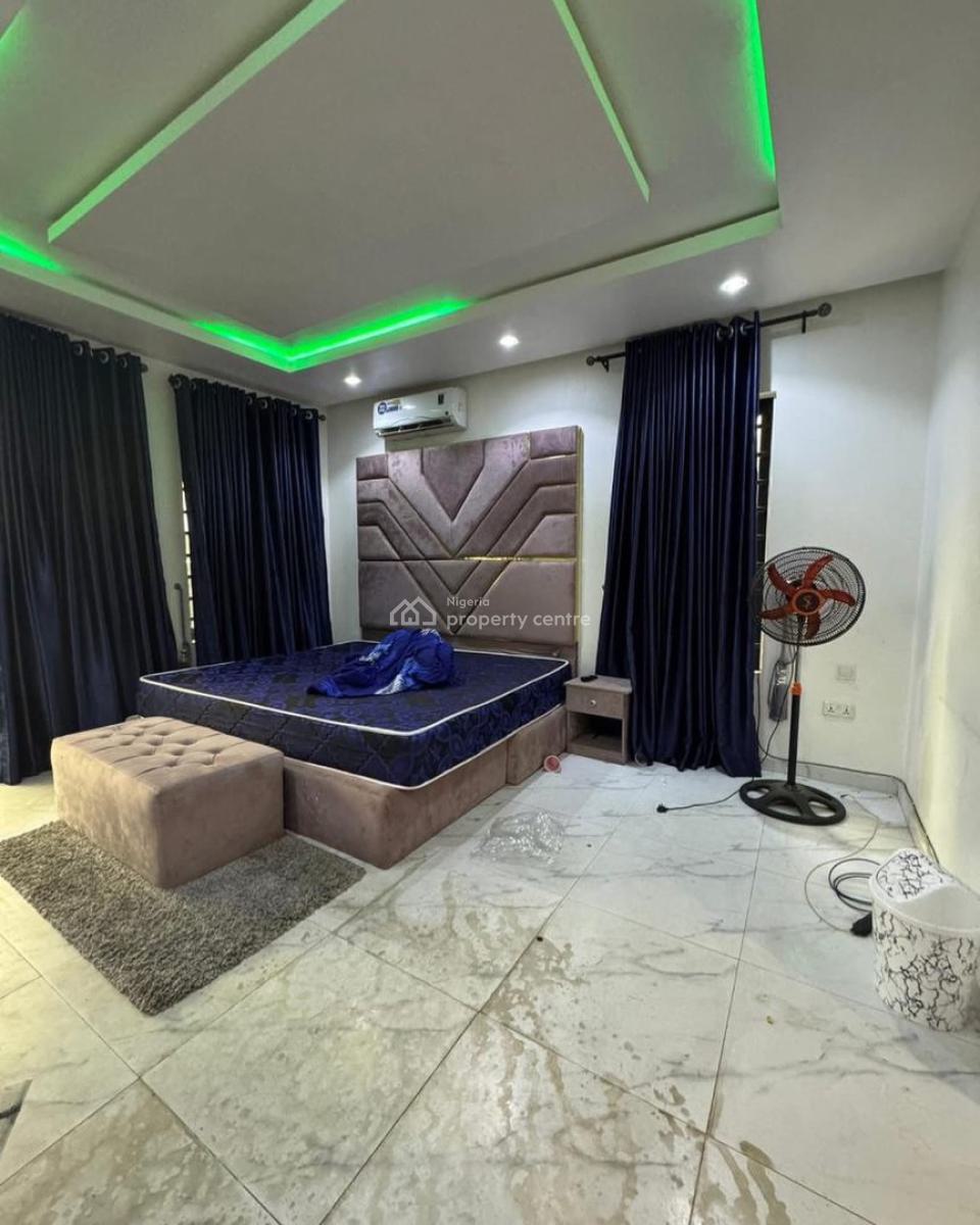 a Luxury 4 Bedroom Penthouse in a Prime Location, Gbagada, Lagos, Flat / Apartment for Sale