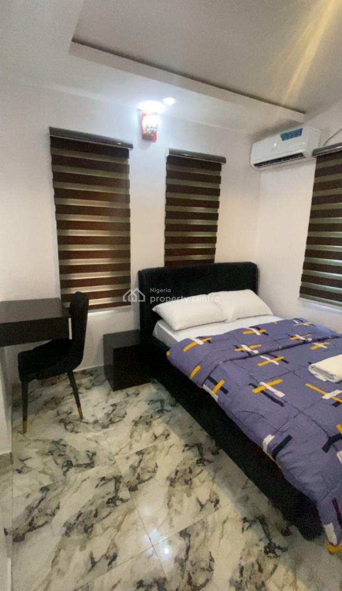 Comfy and Cozy Two Bedroom, Egbeda, Alimosho, Lagos, Flat / Apartment Short Let