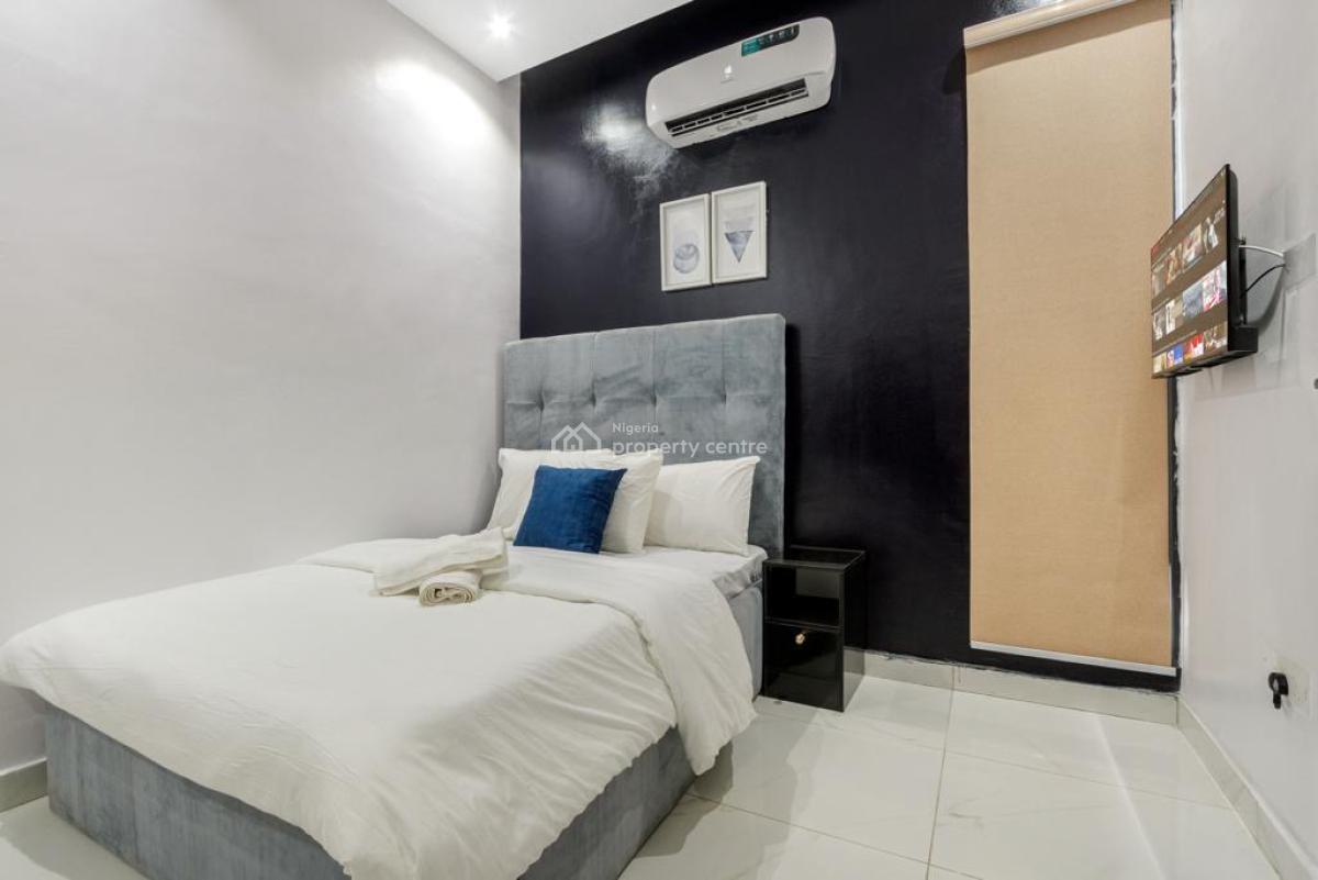 Spacious & Fully  Furnished 2-bedroom Apartment with Premium Amenities, Ikate, Lekki, Lagos, Flat / Apartment for Sale