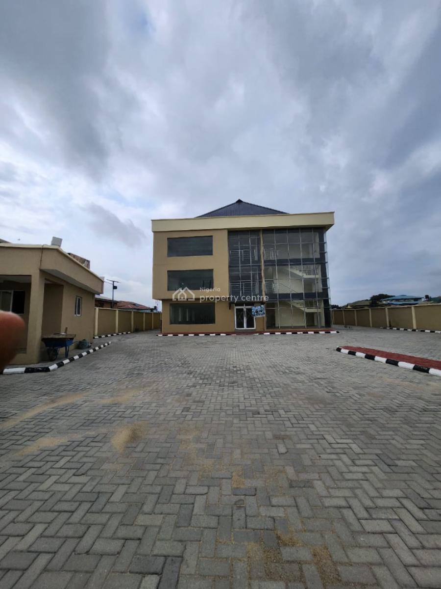 a Luxury Built Open Plan Office Space on 3floors, Lekki, Lagos, Office Space for Rent