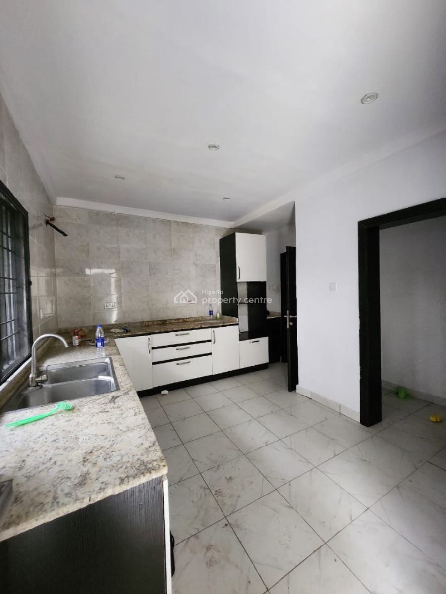 a Luxury Built 3 Bedroom Apartment, Lekki, Lagos, Flat / Apartment for Rent