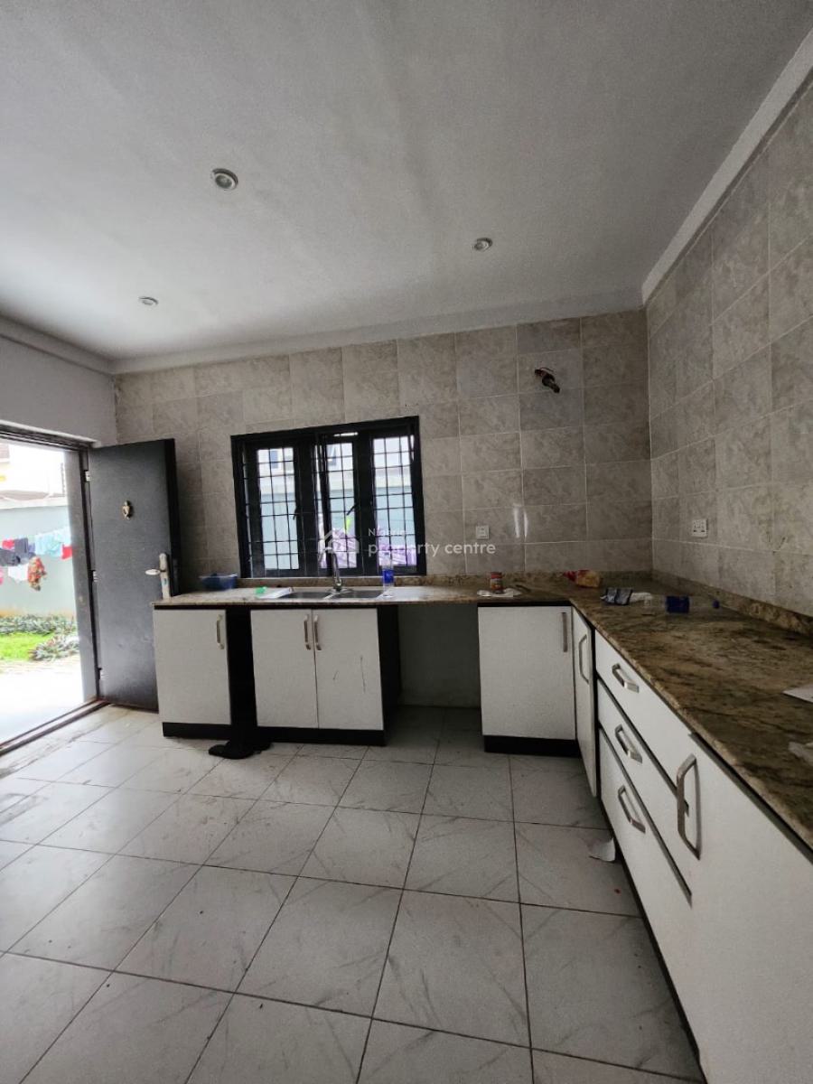 a Luxury Built 3 Bedroom Apartment, Lekki, Lagos, Flat / Apartment for Rent