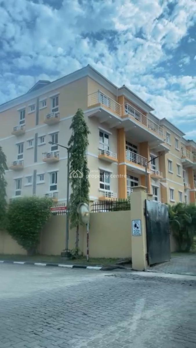 3 Bedroom Penthouse, Cadogan Place Estate, Osapa, Lekki, Lagos, Flat / Apartment for Rent