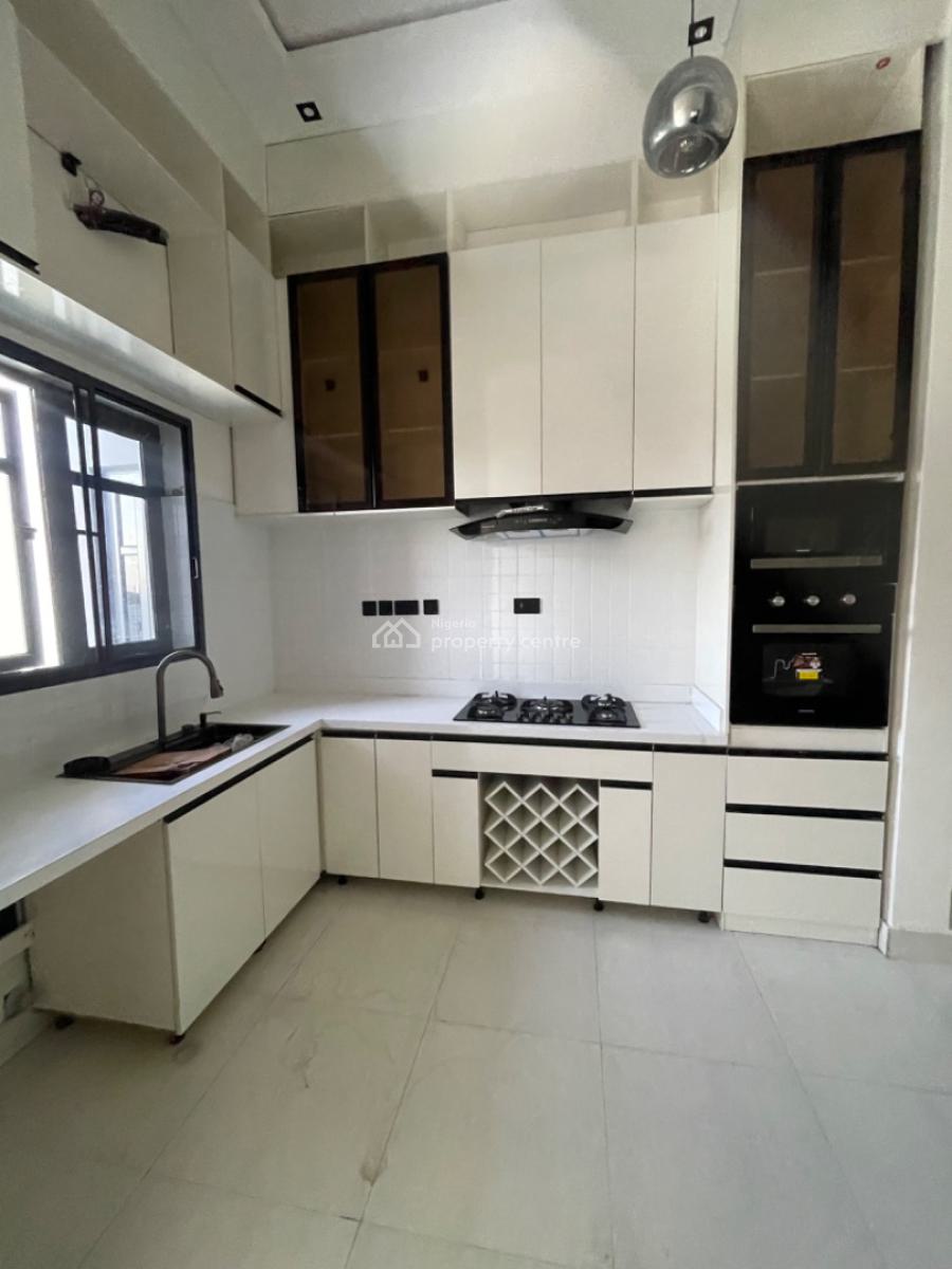 3 Bedroom Apartment with Bq, Freedom Way, Ikate, Lekki, Lagos, Flat / Apartment for Sale