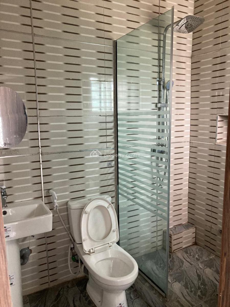 Relatively New 2 Bedroom Apartment, Ikeja Gra, Ikeja, Lagos, Flat / Apartment for Rent