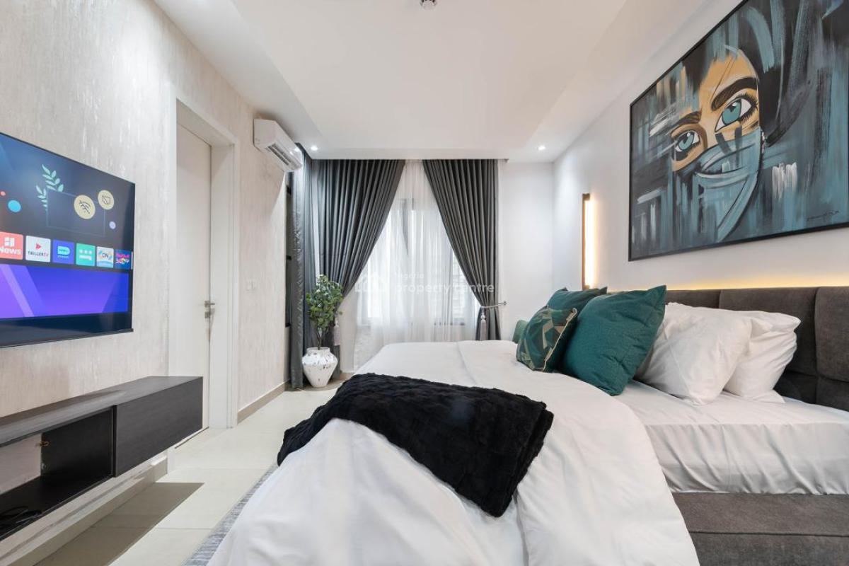 Luxury 2 Bedroom Apartment with Waterfront View, Cinema and Pool, Admiralty Road, Lekki Phase 1, Lekki, Lagos, Flat / Apartment Short Let