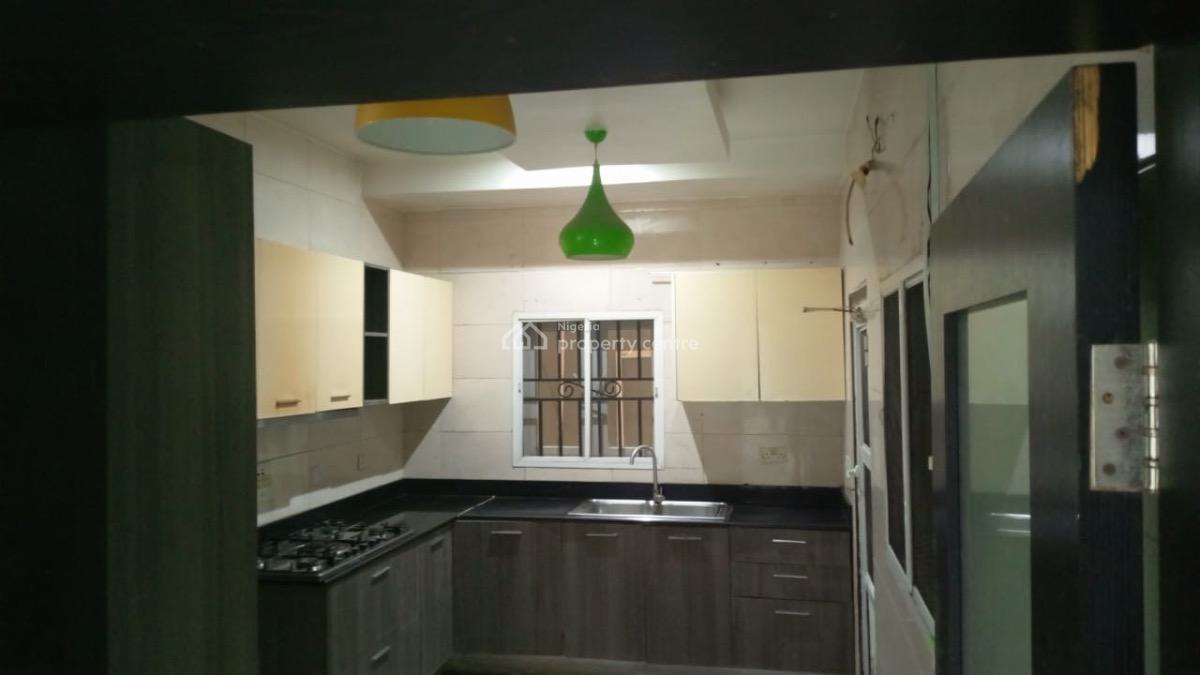 Luxury 4 Bedroom, Off Platinum Road, Lekki, Lagos, Terraced Duplex for Rent