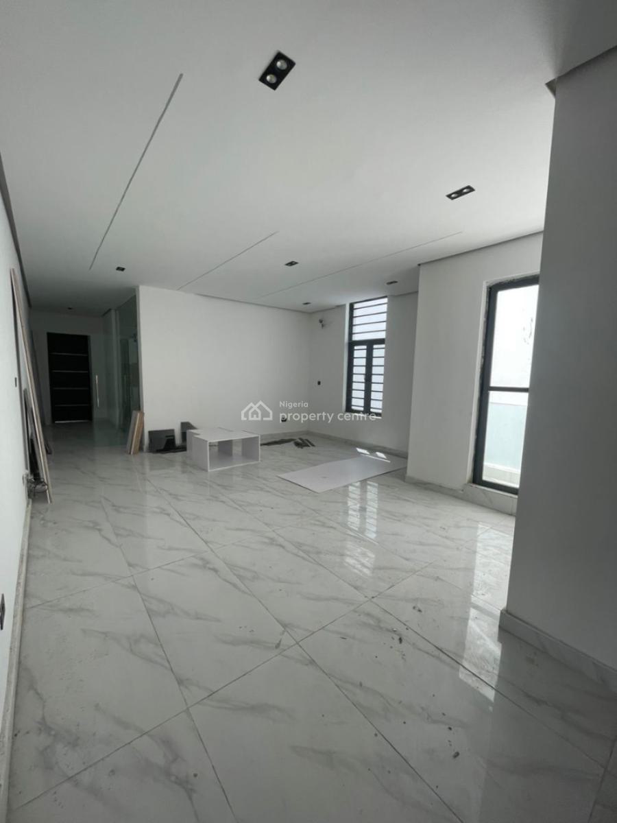 2 Bedroom Apartment, Ologolo, Lekki, Lagos, Flat / Apartment for Sale