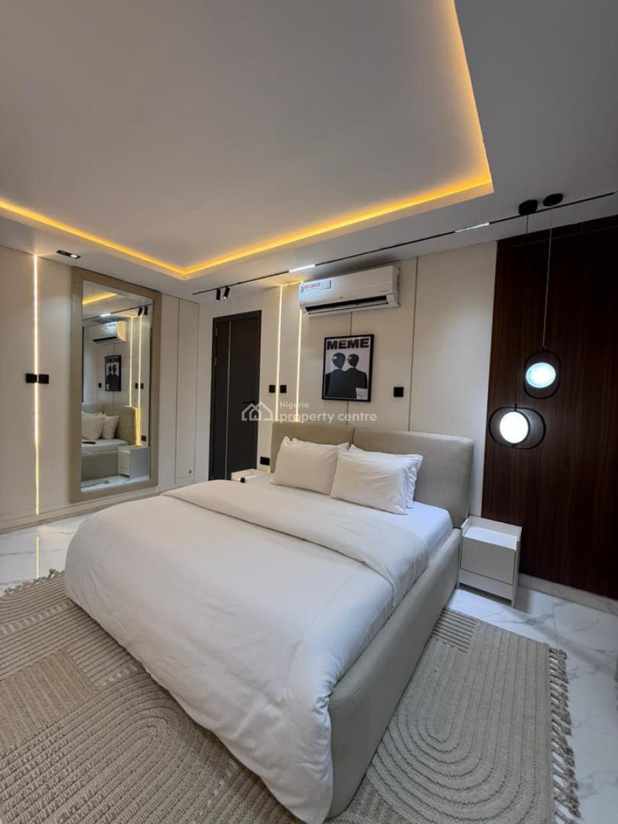 Luxury 1 Bedroom with Swimming Pool & Nice City View, Lekki Phase 1, Lekki, Lagos, Flat / Apartment Short Let