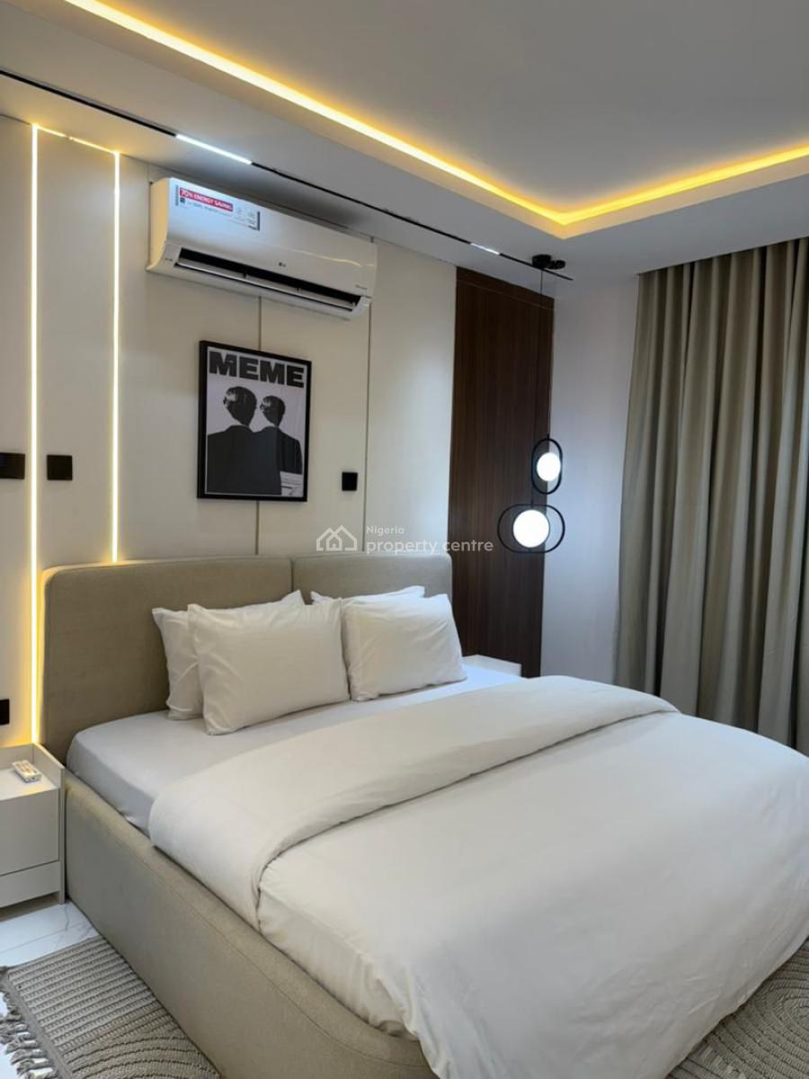 Luxury 1 Bedroom with Swimming Pool & Nice City View, Lekki Phase 1, Lekki, Lagos, Flat / Apartment Short Let