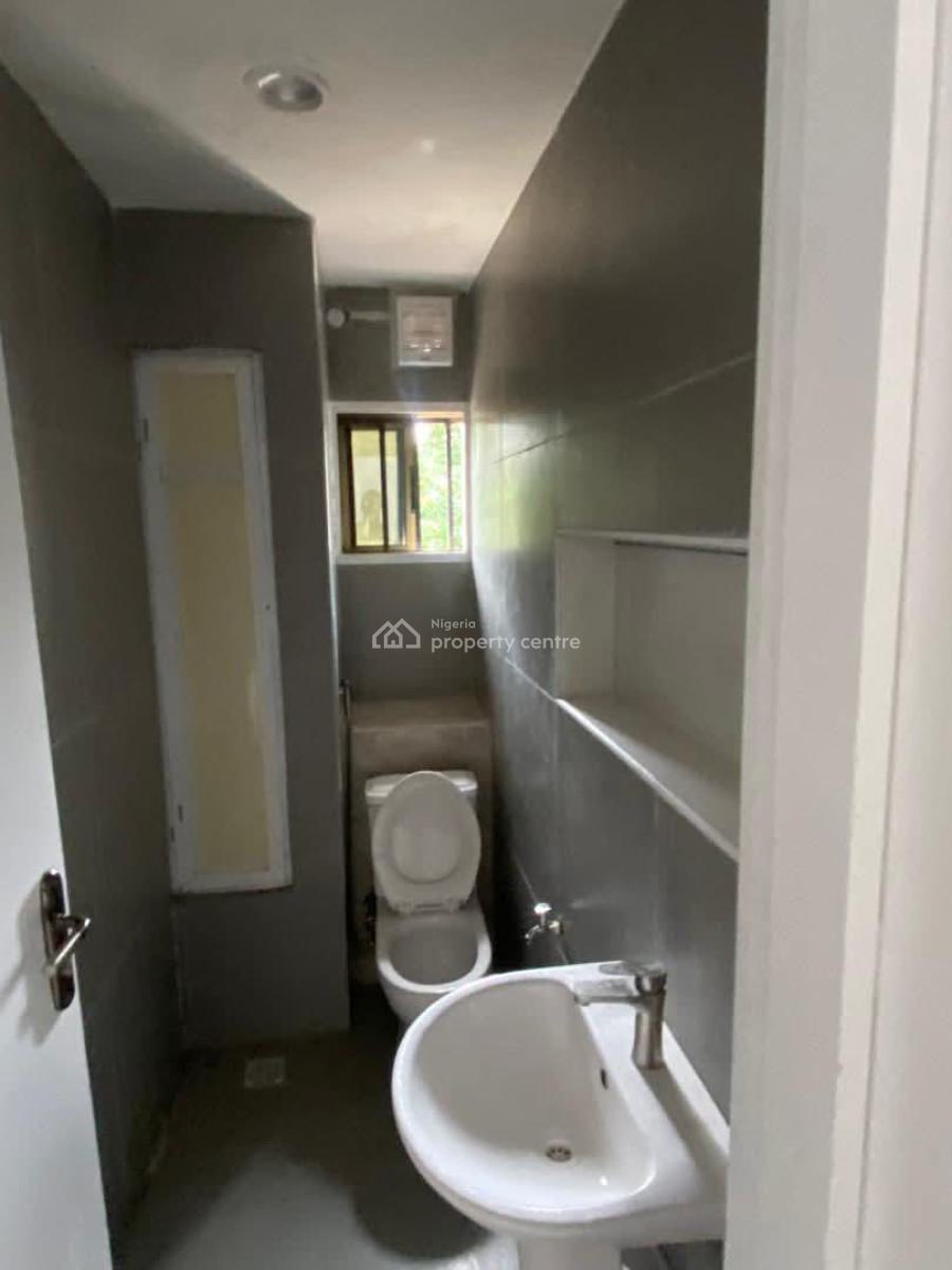 Lovely 3 Bedroom Apartment+ Bq and Pool, Off Adetokunbo Ademola Street, Victoria Island (vi), Lagos, Flat / Apartment for Rent