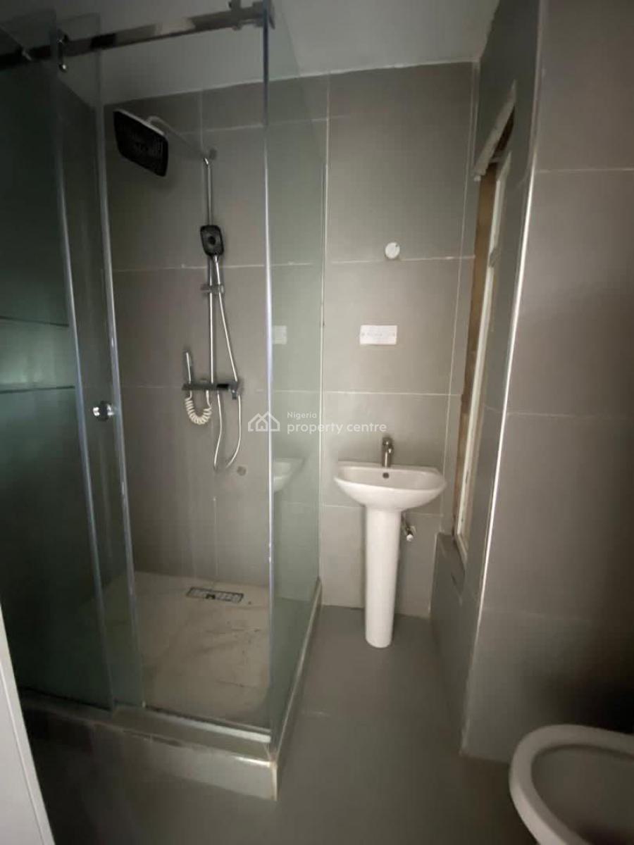 Lovely 3 Bedroom Apartment+ Bq and Pool, Off Adetokunbo Ademola Street, Victoria Island (vi), Lagos, Flat / Apartment for Rent