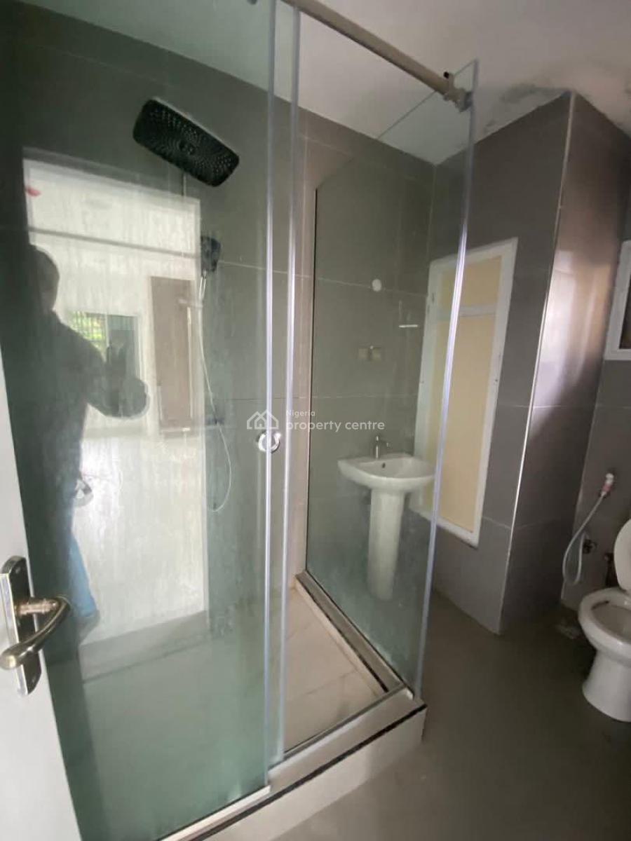 Lovely 3 Bedroom Apartment+ Bq and Pool, Off Adetokunbo Ademola Street, Victoria Island (vi), Lagos, Flat / Apartment for Rent