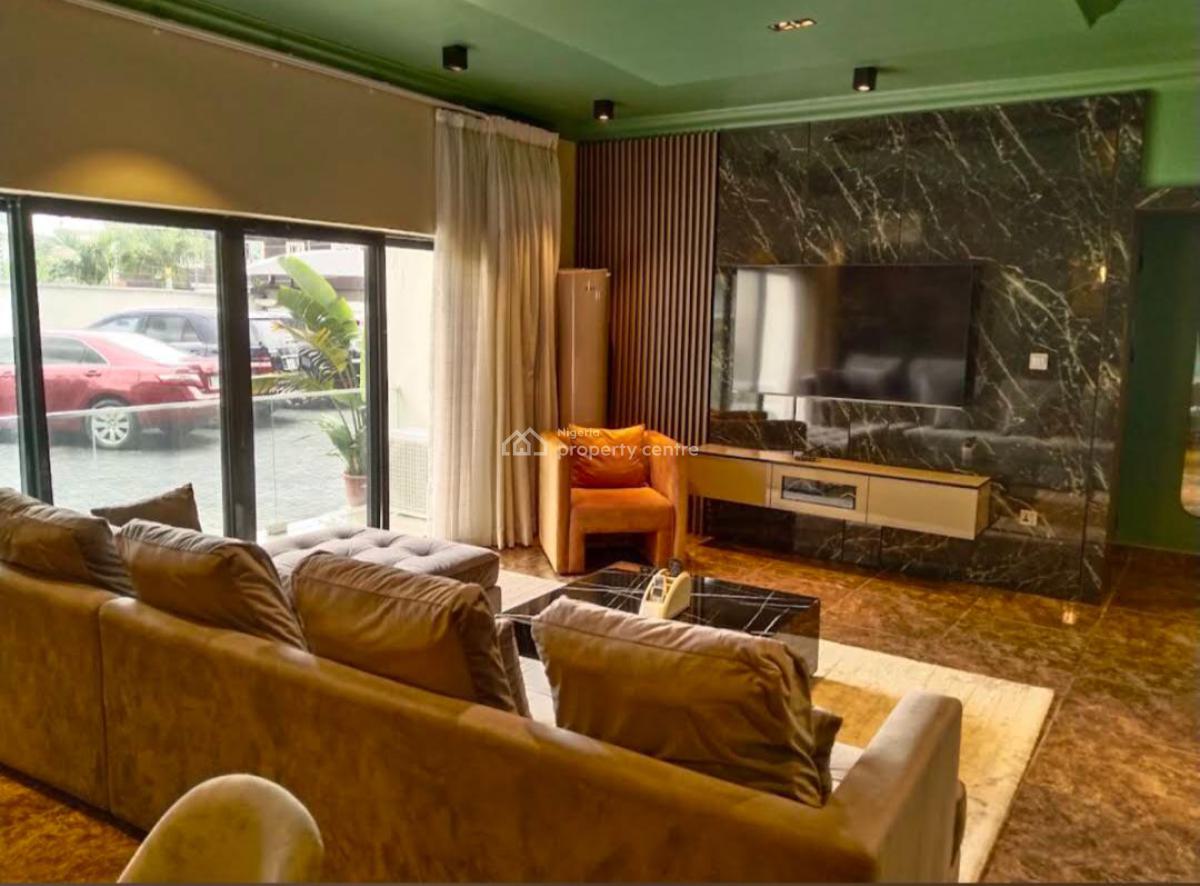 3 Bedroom Luxury Apartment, Off Admiralty Way, Lekki Phase 1, Lekki, Lagos, Flat / Apartment Short Let