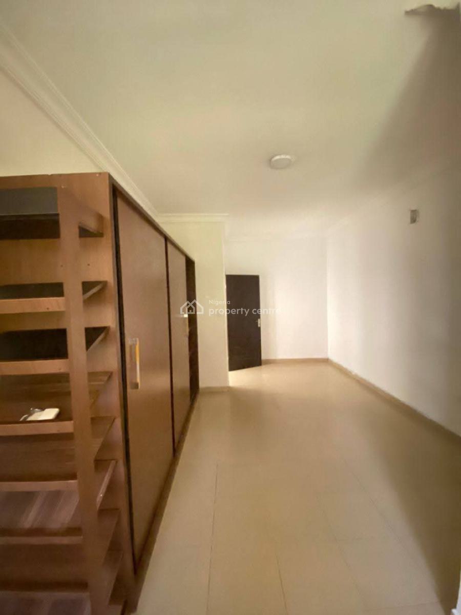 Well Maintained 4 Bedroom Bungalow, Secured Estate Off Orchid Hotel Road, Ikota, Lekki, Lagos, Terraced Bungalow for Sale