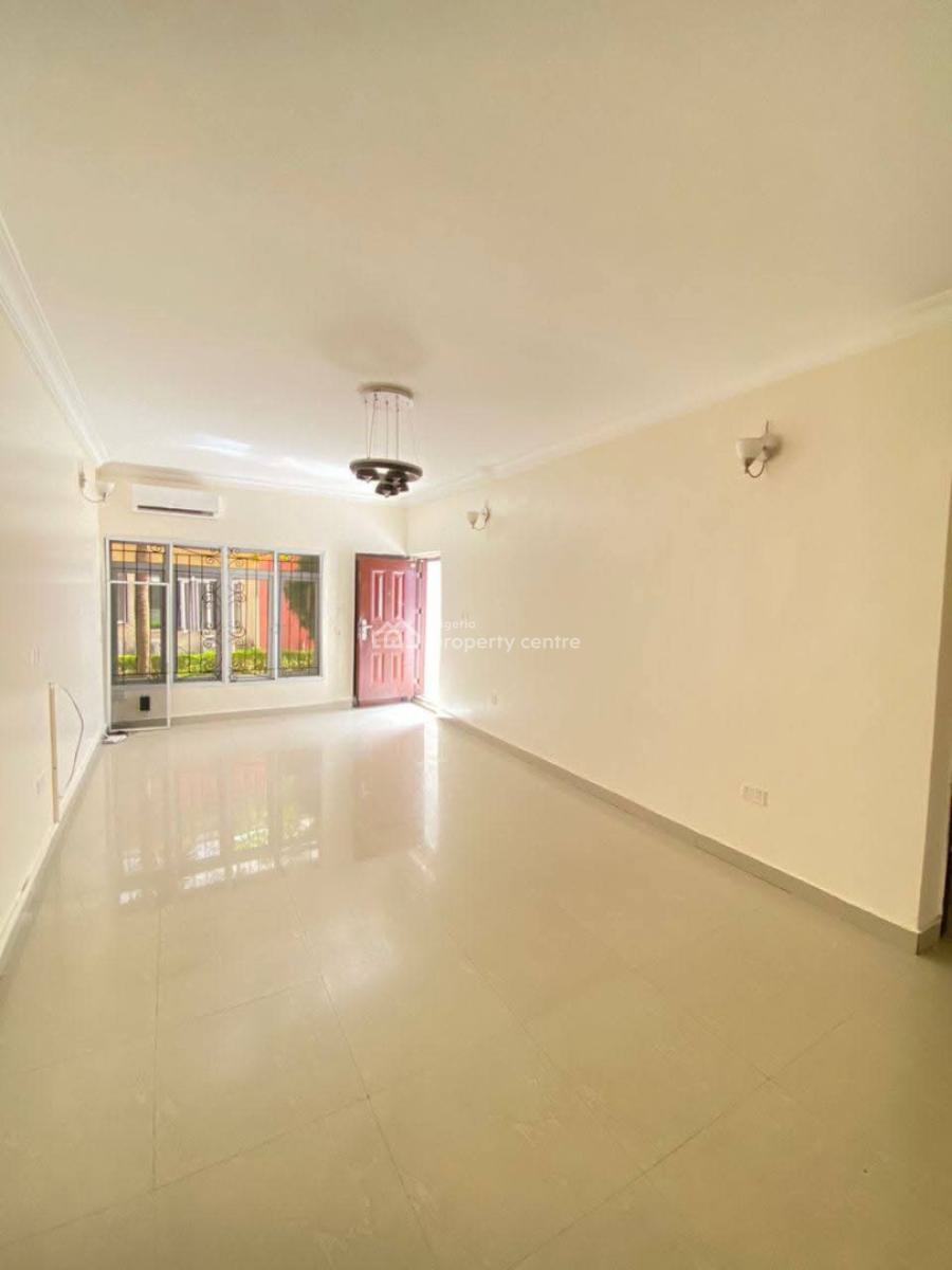 Well Maintained 4 Bedroom Bungalow, Secured Estate Off Orchid Hotel Road, Ikota, Lekki, Lagos, Terraced Bungalow for Sale