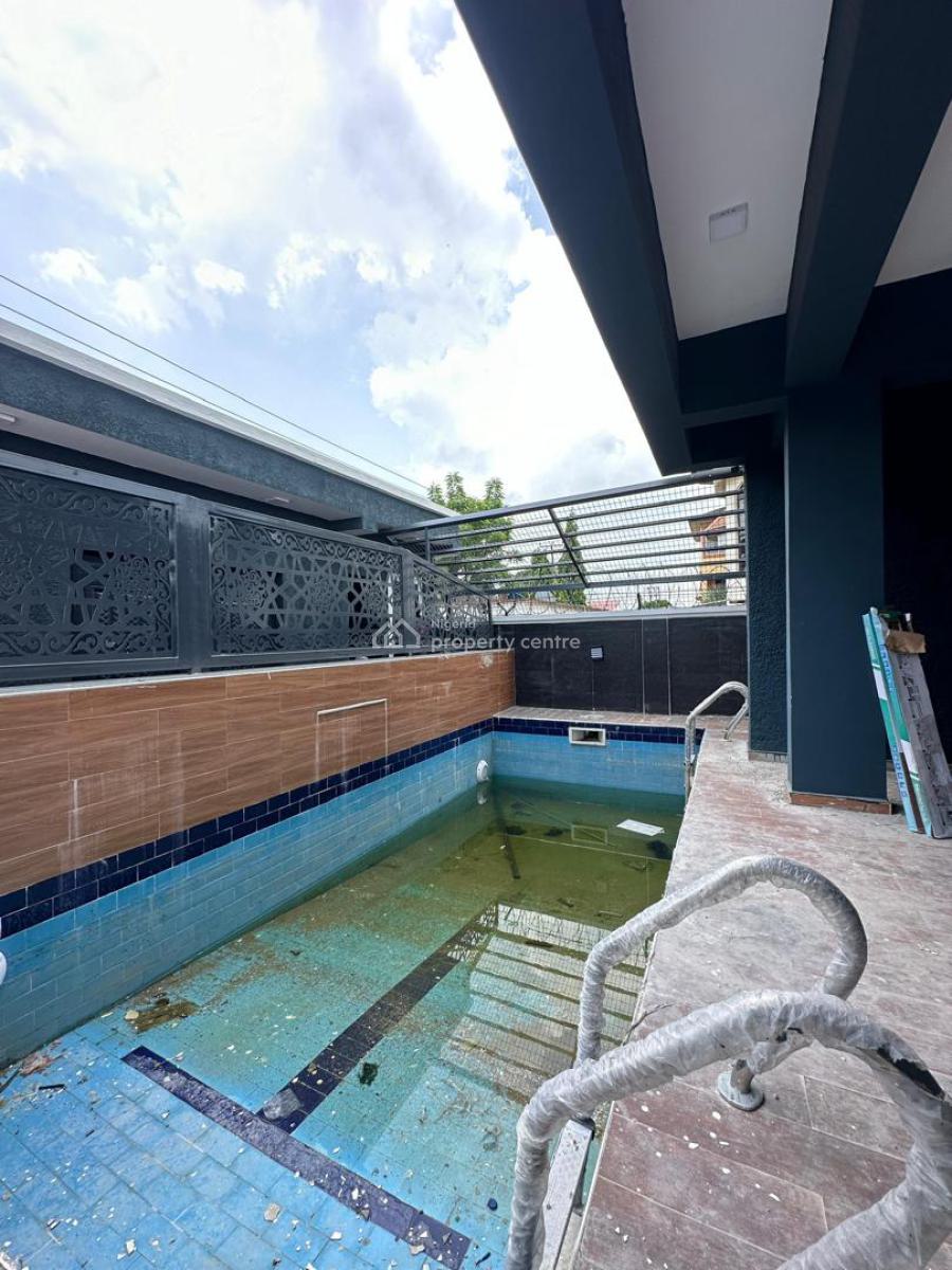 Stunning 3 Bedroom Apartment with a Pool and an Elevator, Lekki Phase 1, Lekki, Lagos, Flat / Apartment for Sale