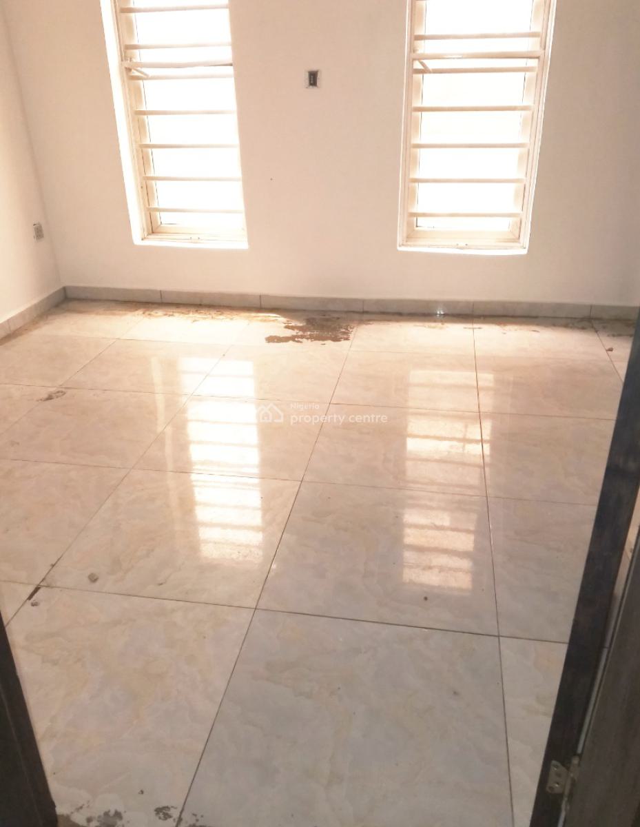Nice and Standard Self Con, Serene and Secure Estate Agungi Lekki, Agungi, Lekki, Lagos, Self Contain (single Rooms) for Rent