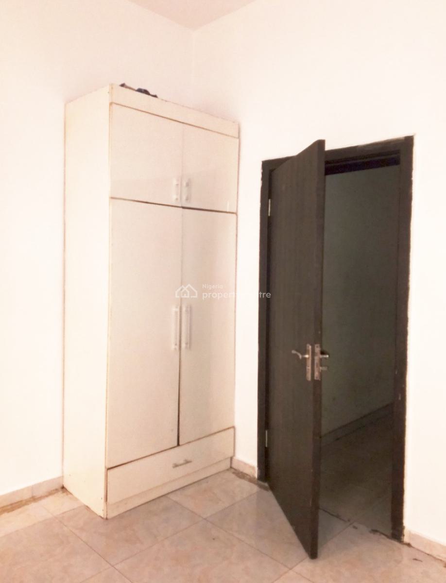 Nice and Standard Self Con, Serene and Secure Estate Agungi Lekki, Agungi, Lekki, Lagos, Self Contain (single Rooms) for Rent