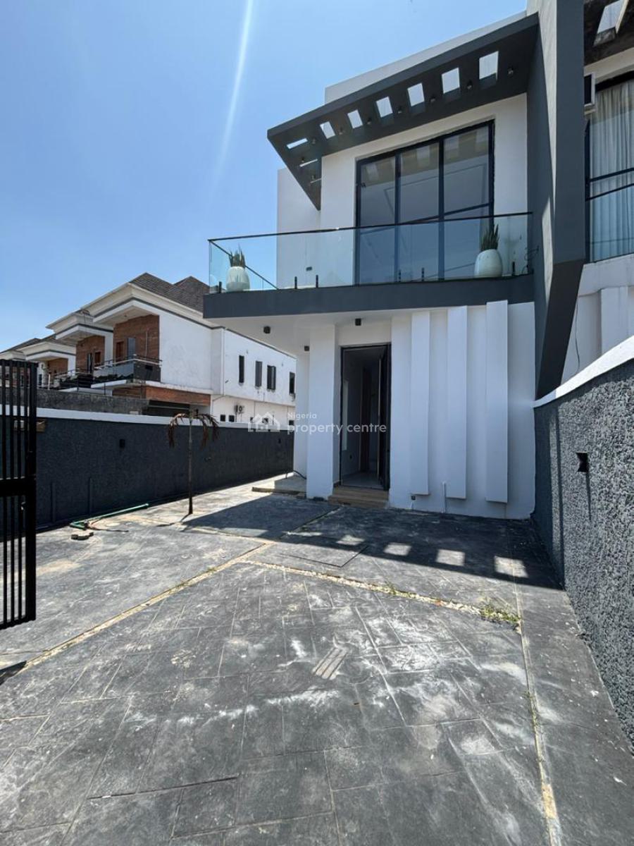 (4) Bedroom Semi Detached House with One (1) Bq, Chevron, Lekki, Lagos, Semi-detached Duplex for Rent