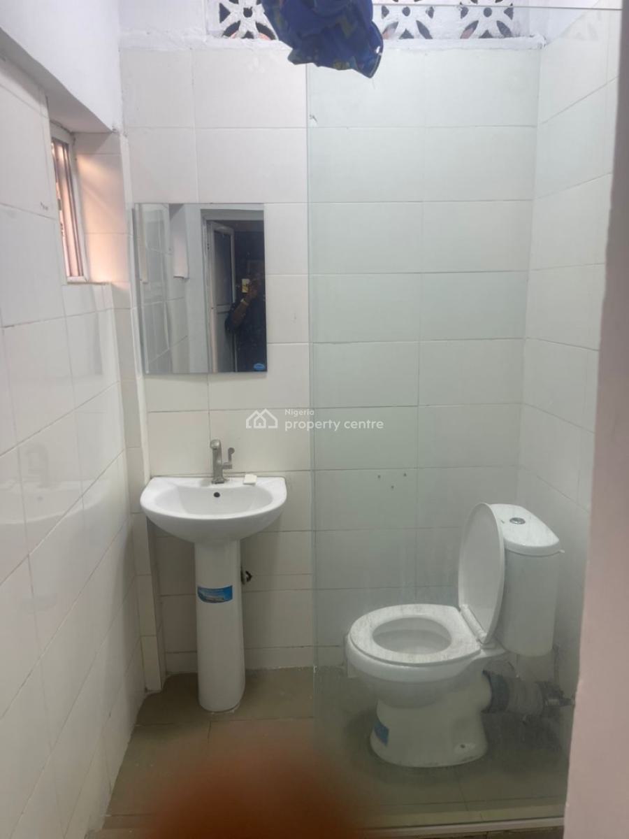 Luxury Mini Flat Available with Excellent Finishing, Lekki Phase 1 Lagos, Lekki Phase 1, Lekki, Lagos, Mini Flat (room and Parlour) for Rent