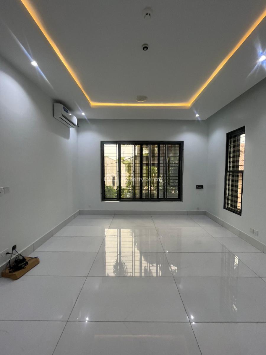 Elegantly Built 5 Bedroom Detached with Pool, Cinema, Gym and Rooftop, Lekki Phase 1, Lekki, Lagos, Detached Duplex for Sale