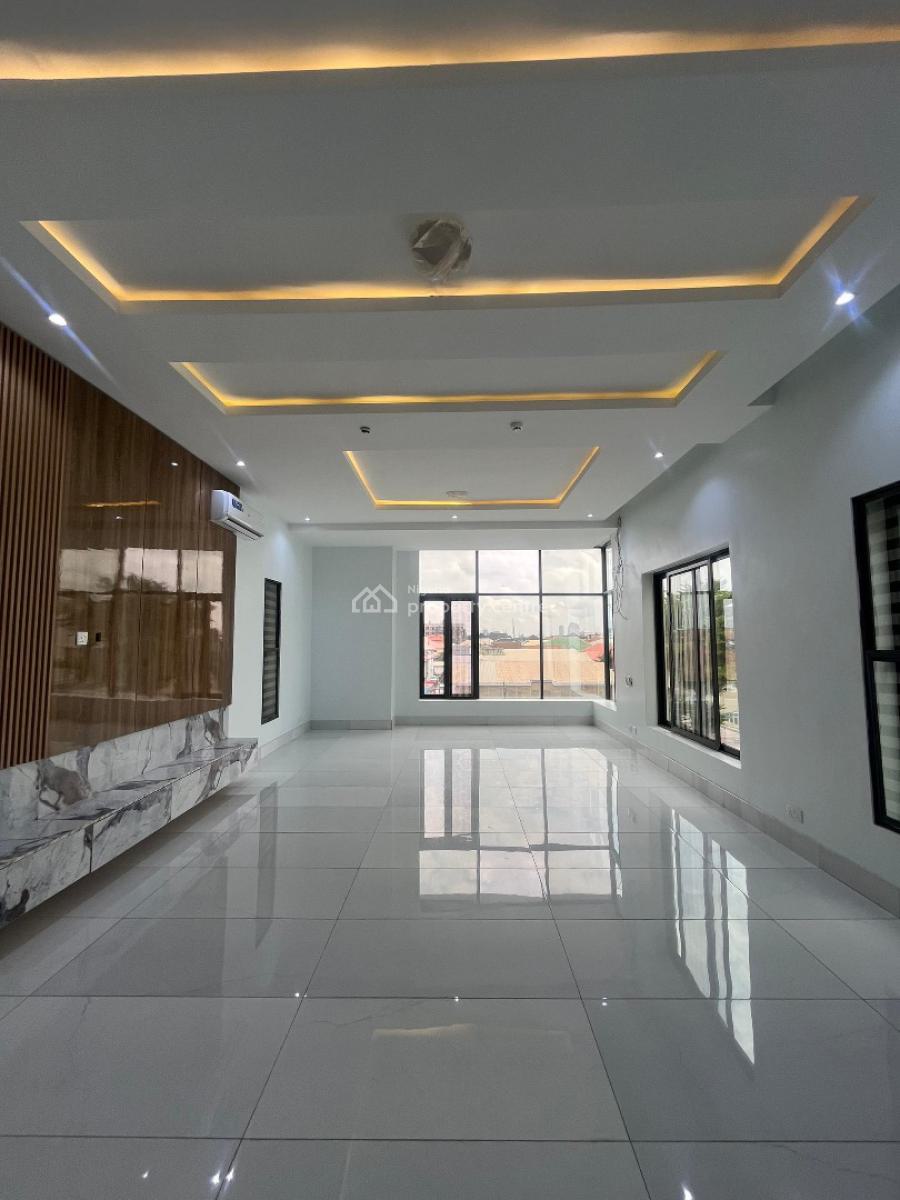 Elegantly Built 5 Bedroom Detached with Pool, Cinema, Gym and Rooftop, Lekki Phase 1, Lekki, Lagos, Detached Duplex for Sale