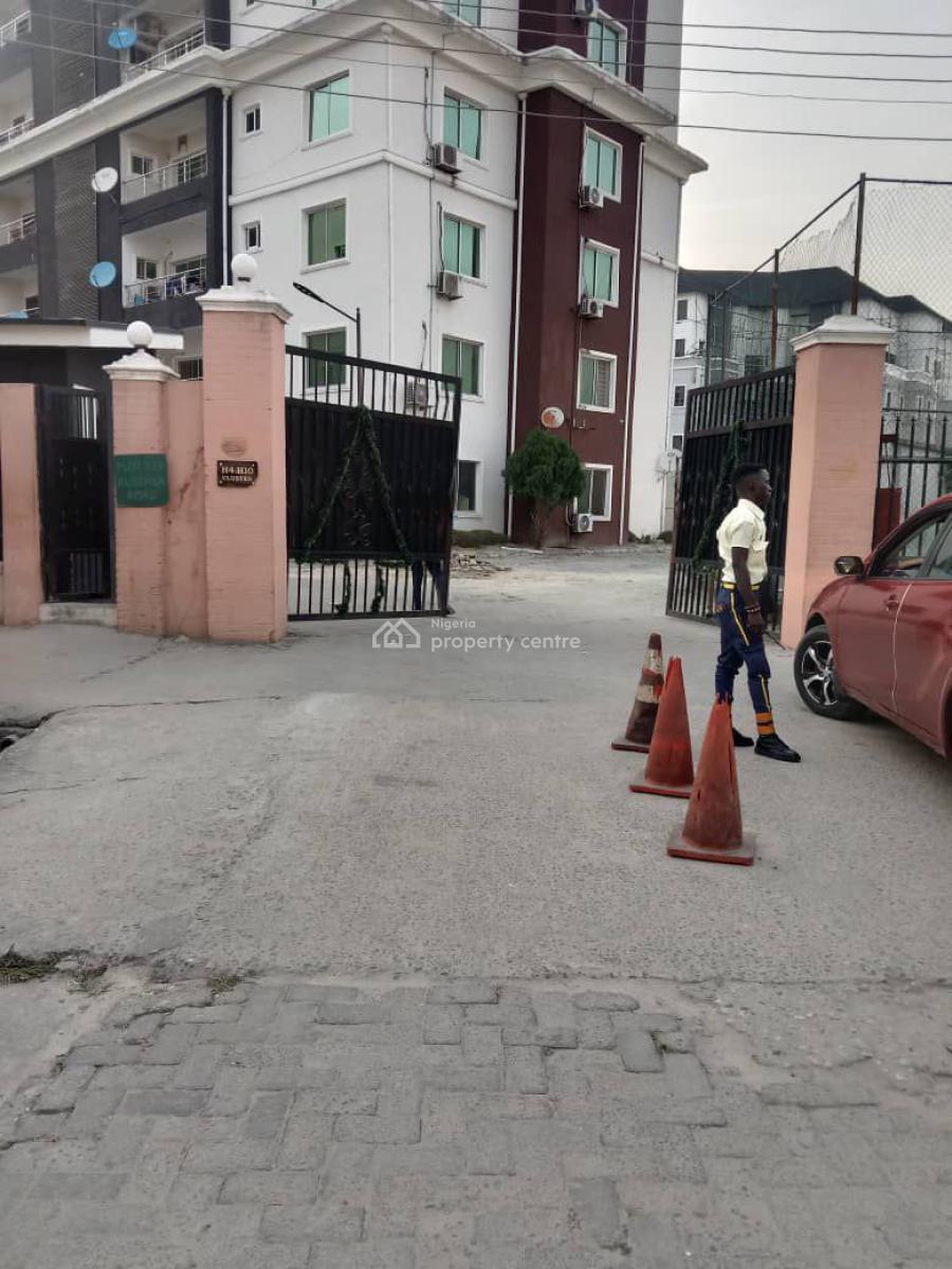 Distress 2 Bedroom Fully Furnished Flat Serviced Apartment, Horizons 1 Estate Kusenla Road, Chisco Ikate, Ikate Elegushi, Lekki, Lagos, Flat / Apartment for Sale