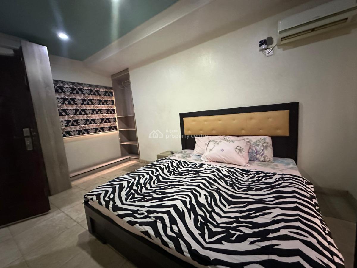 Decent Spacious 2bedroom with Pop Modern Facilities in Secured Estate, in a Secured Estate at Magodo, Gra Phase 2, Magodo, Lagos, Flat / Apartment for Rent