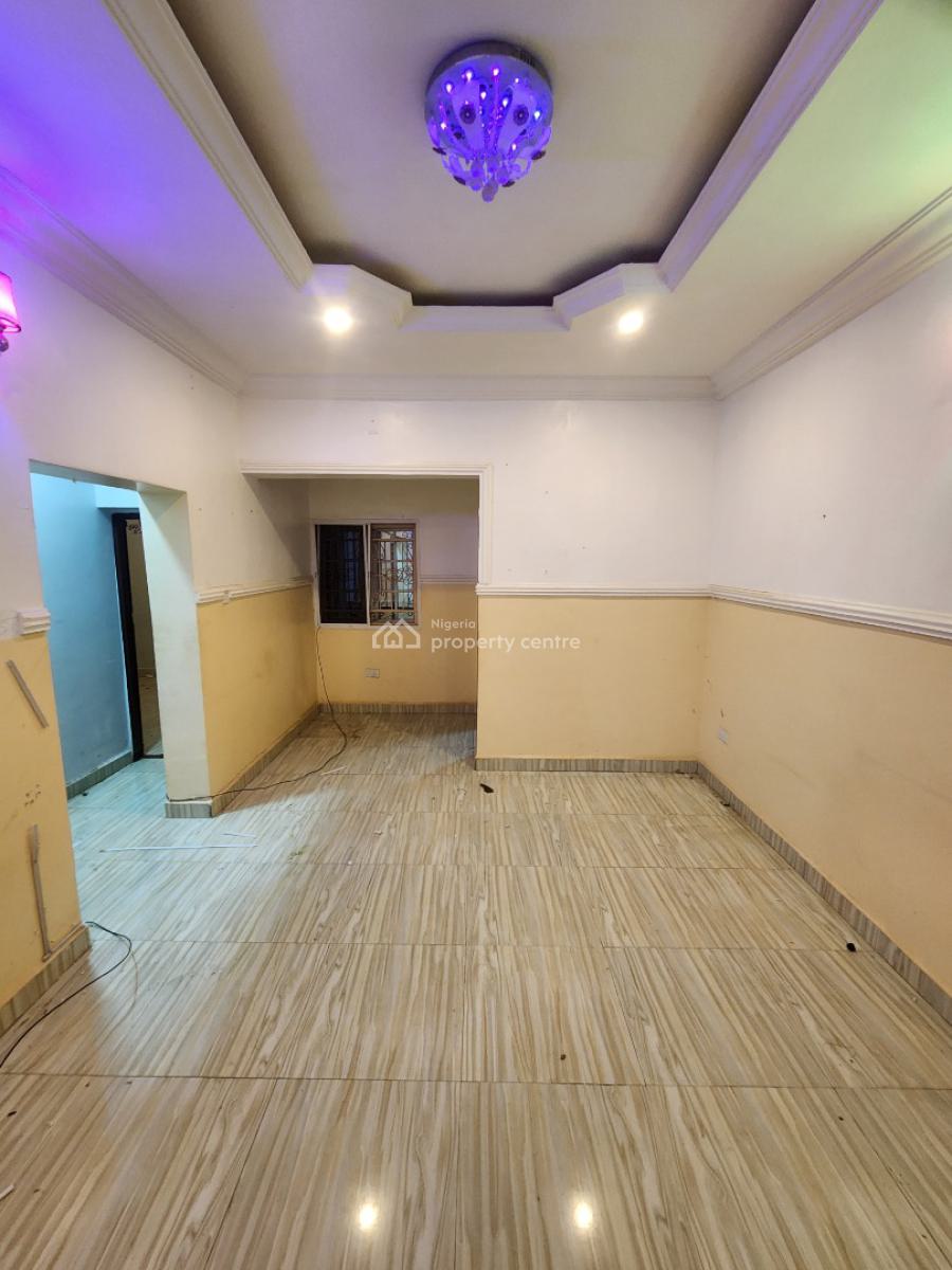 Luxury Two Bedroom Block of Flat, News Engineering Dawaki, Dawaki, Gwarinpa, Abuja, Flat / Apartment for Rent