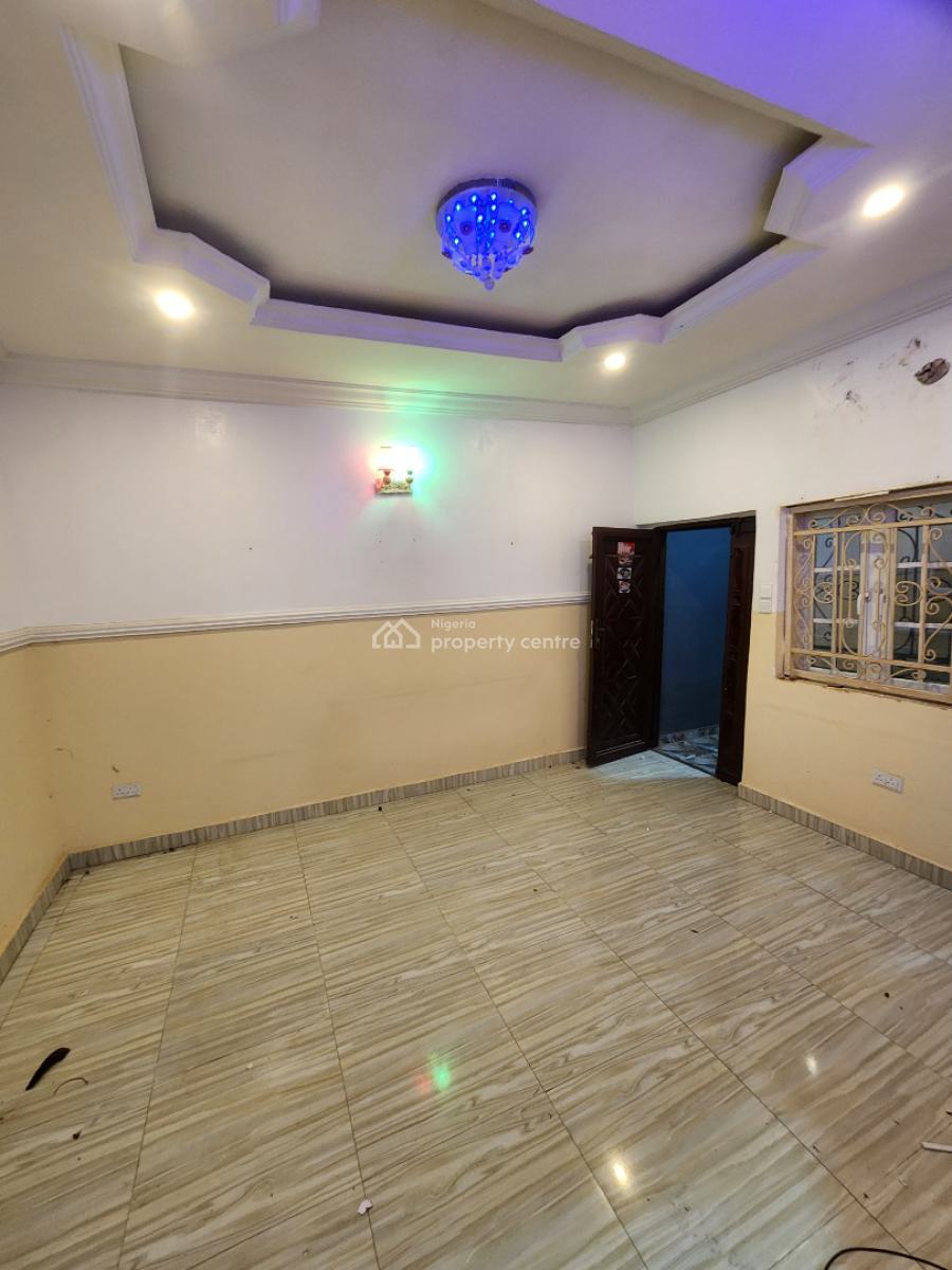Luxury Two Bedroom Block of Flat, News Engineering Dawaki, Dawaki, Gwarinpa, Abuja, Flat / Apartment for Rent