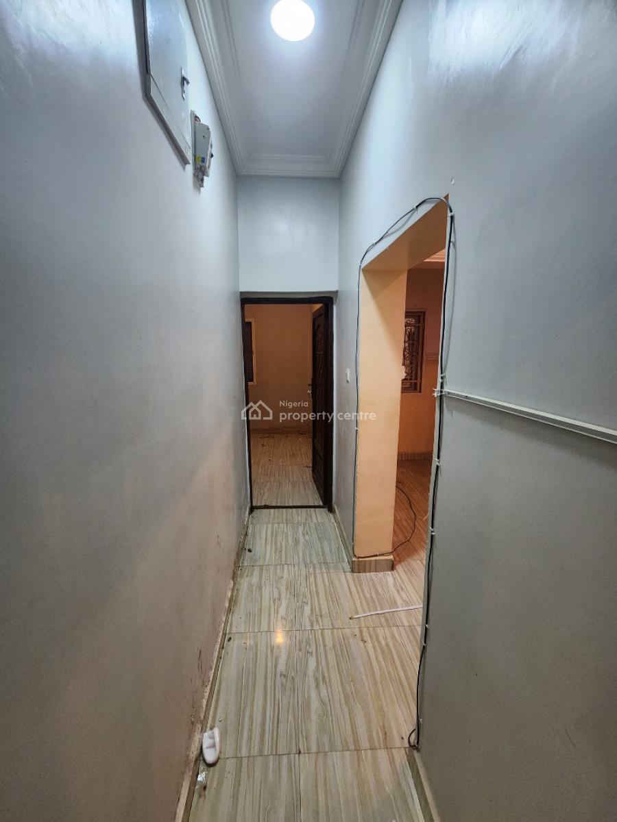 Luxury Two Bedroom Block of Flat, News Engineering Dawaki, Dawaki, Gwarinpa, Abuja, Flat / Apartment for Rent