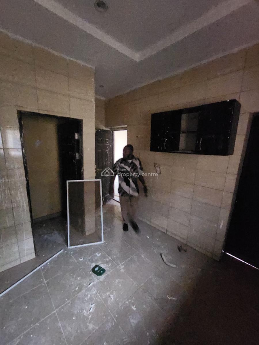 Luxury Two Bedroom Block of Flat, Dawaki District, Dawaki, Gwarinpa, Abuja, Flat / Apartment for Rent