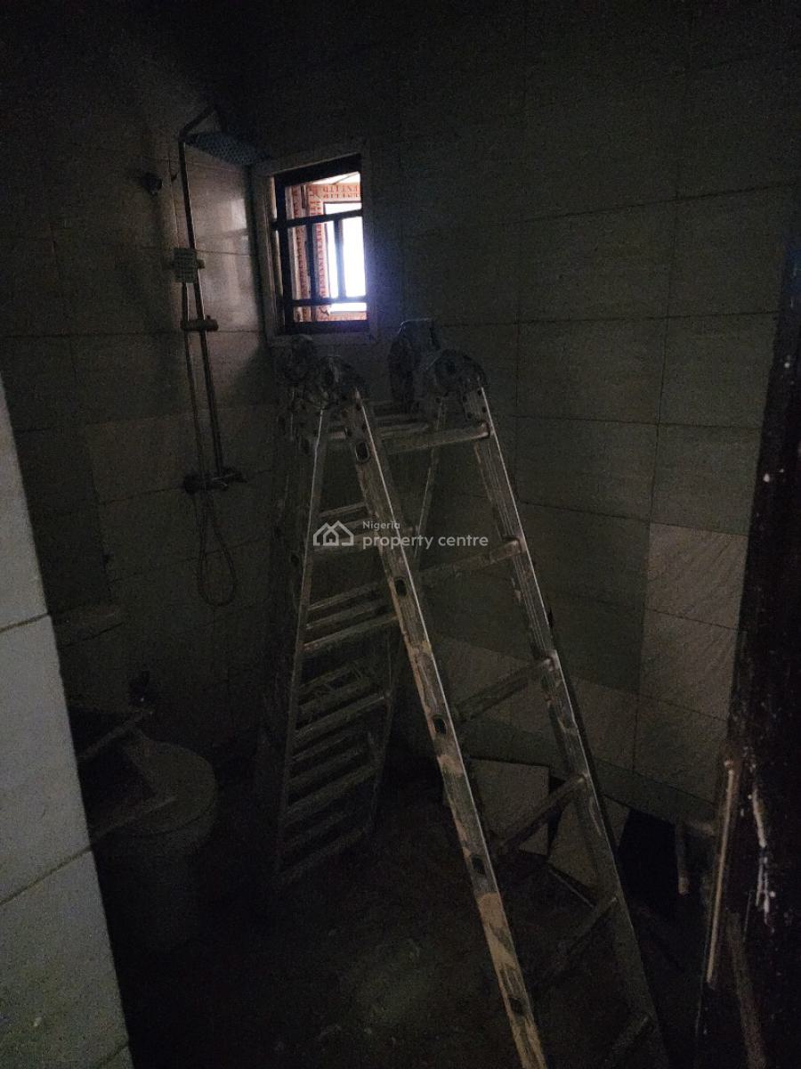 Luxury Two Bedroom Block of Flat, Dawaki District, Dawaki, Gwarinpa, Abuja, Flat / Apartment for Rent