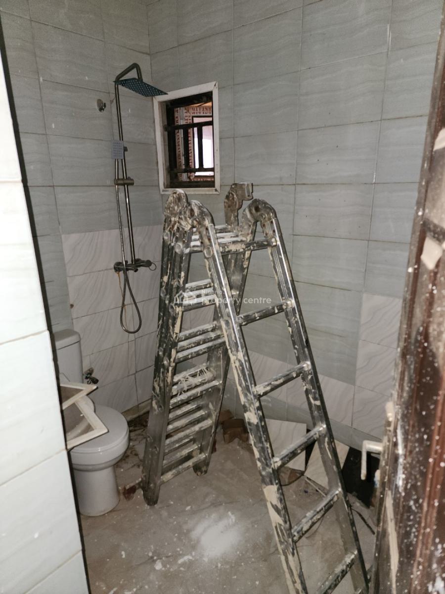 Luxury Two Bedroom Block of Flat, Dawaki District, Dawaki, Gwarinpa, Abuja, Flat / Apartment for Rent
