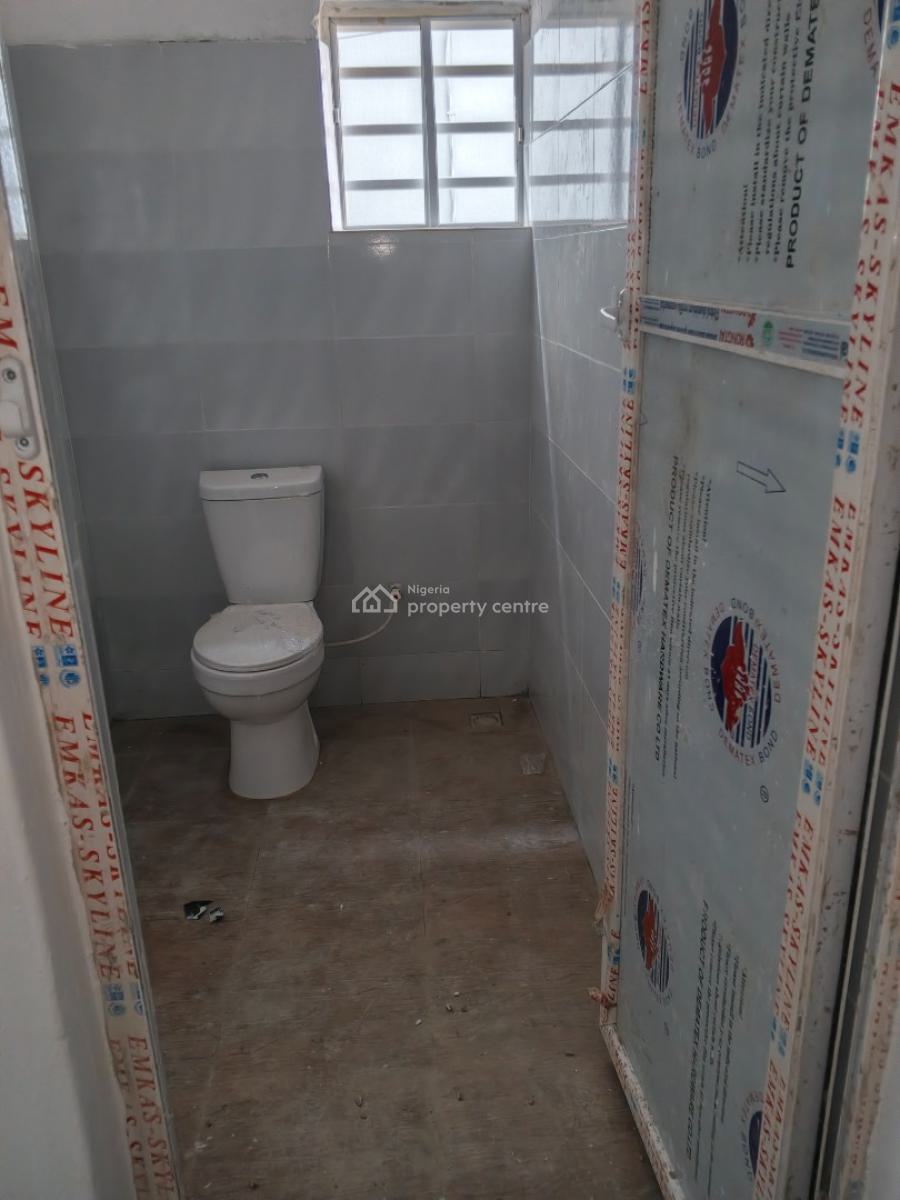 Newly Built Room and Parlour Self Contain Up Nd Down Prepaid Meter, Itele Close to Ayobo Lagos, Ado-odo/ota, Ogun, Mini Flat (room and Parlour) for Rent