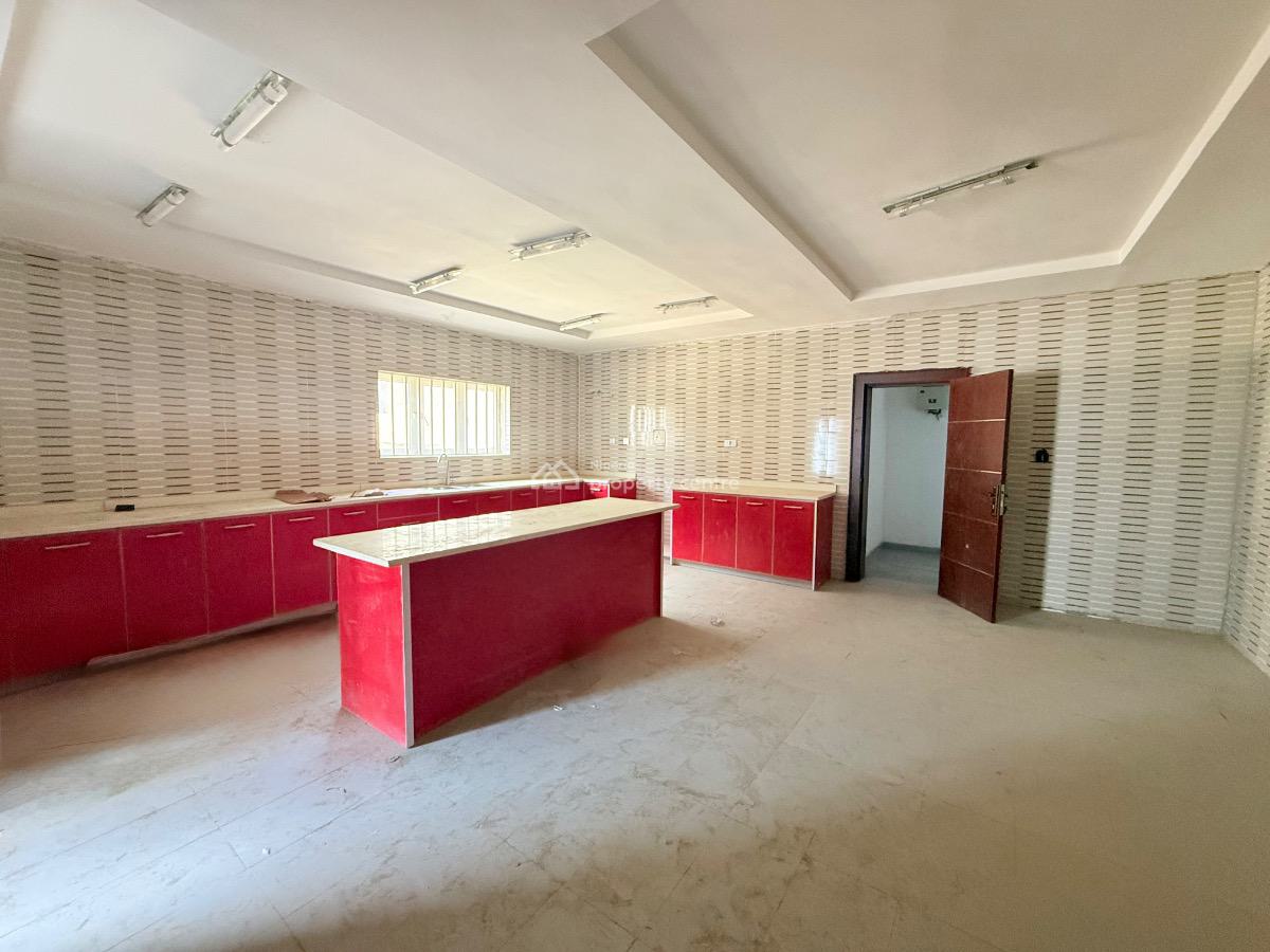 Clean 5 Bedroom Detached House, Fha, Guzape District, Abuja, Detached Duplex for Sale